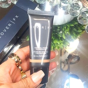 COVER FX NATURAL FINISH FOUNDATION30 mL